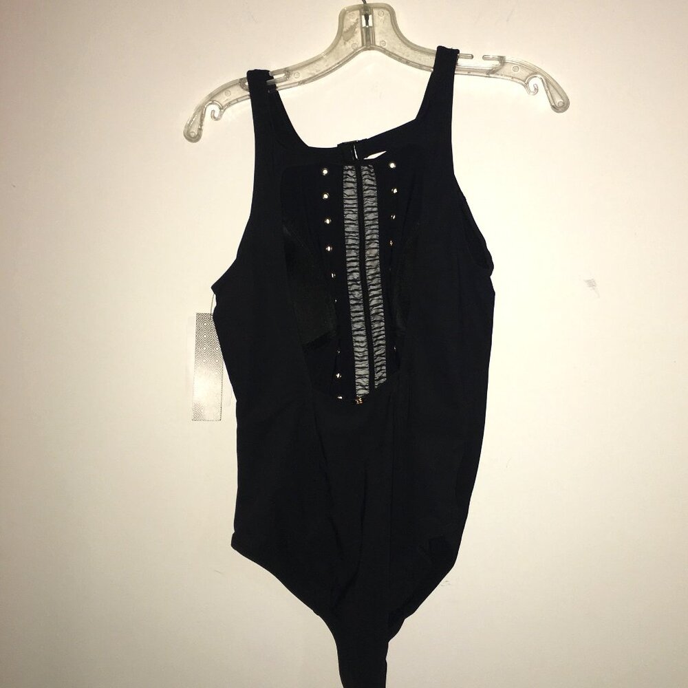 Amoressa One-Piece Swimsuit Smoothing and Shaping Black Size 8 NWT